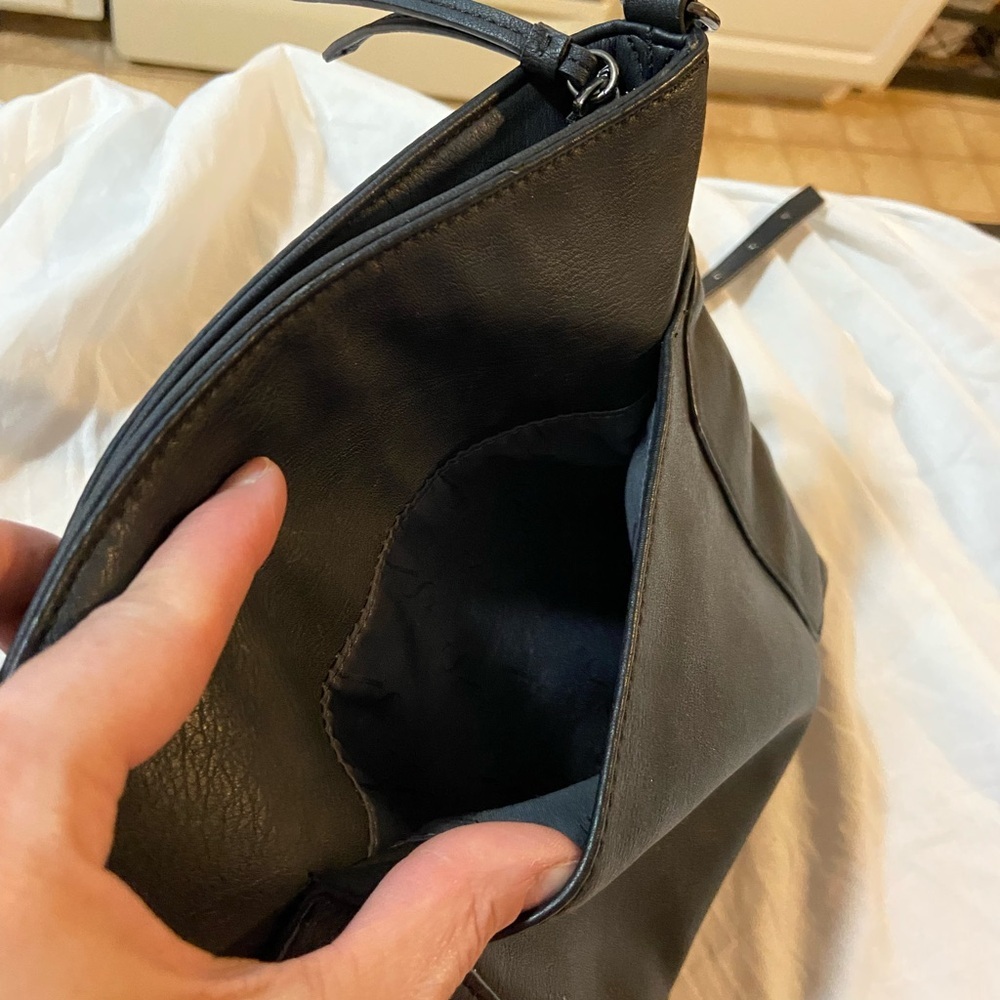 Simply Vera Vera Wang Black Crossbody Bag with Stud Accents - Picture 11 of 14